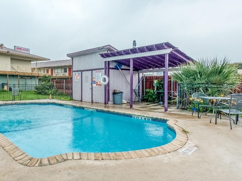 Oyo Hotel San Antonio East Dış mekan fotoğraf